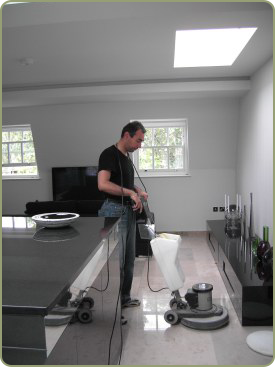 London Floor Buffing and Polish Services London Floor Buffing and Polish Services
